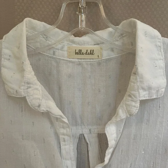 Bella Dahl Half Botton Sleeveless Shirt White/ Silver Pockets Sz L - Picture 2 of 9